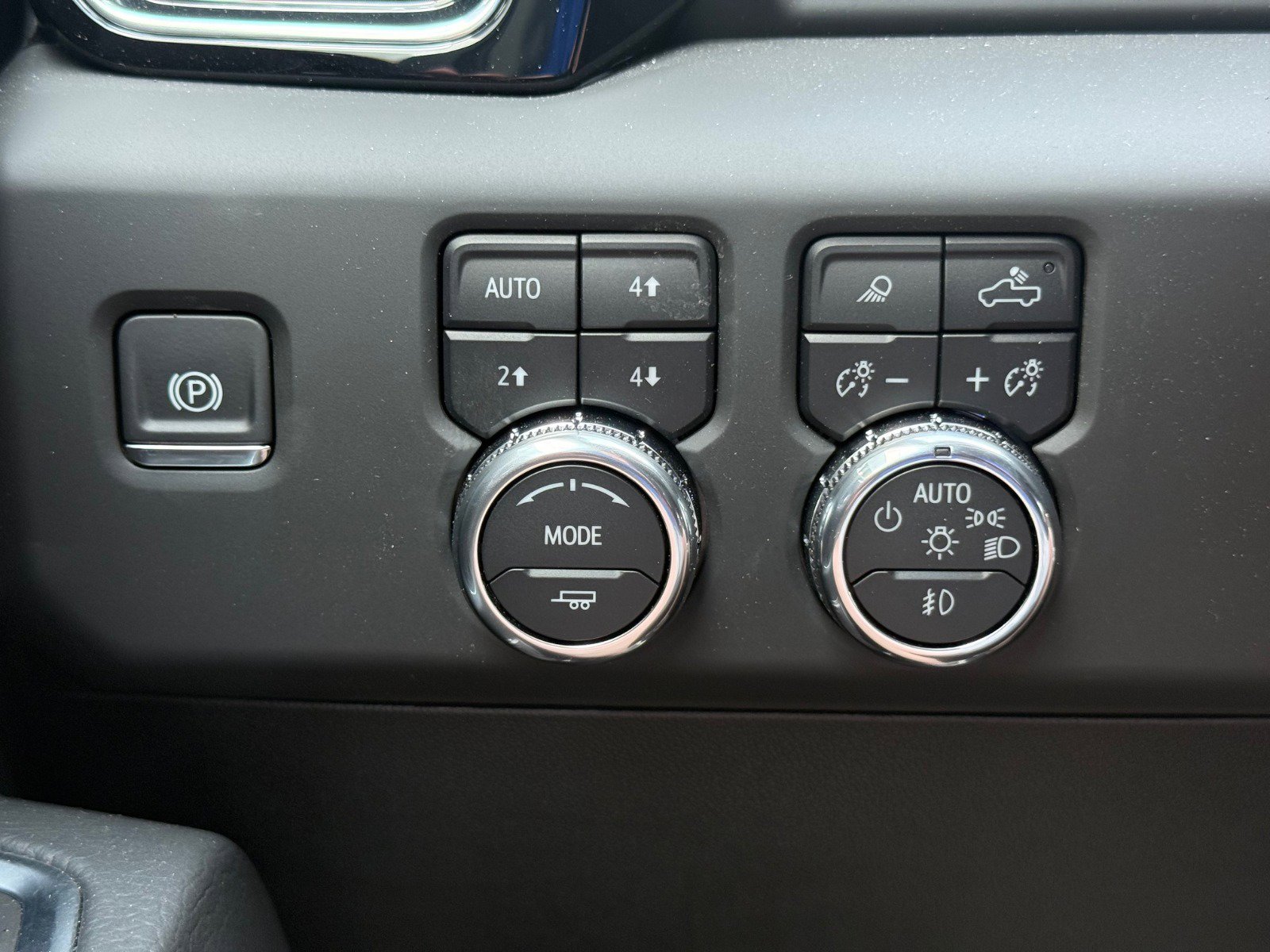2025 Gmc Sierra 3500 HD Denali photo 18