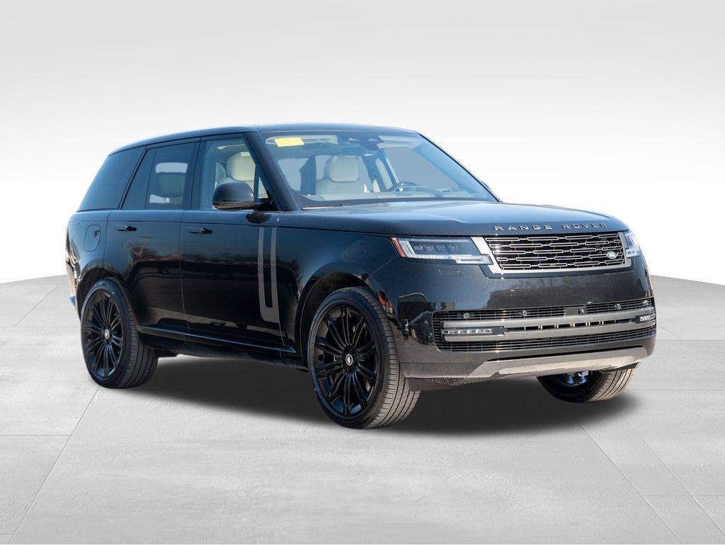 2025 Land Rover Range Rover SE photo 3