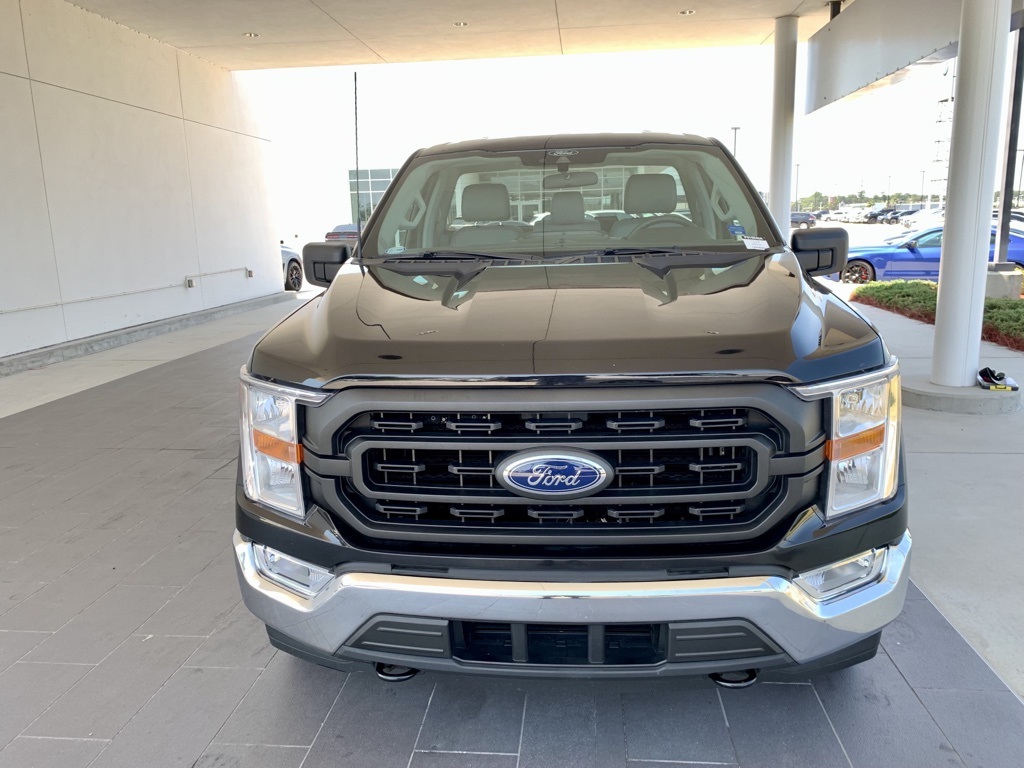 2021 Ford F-150 XL photo 2