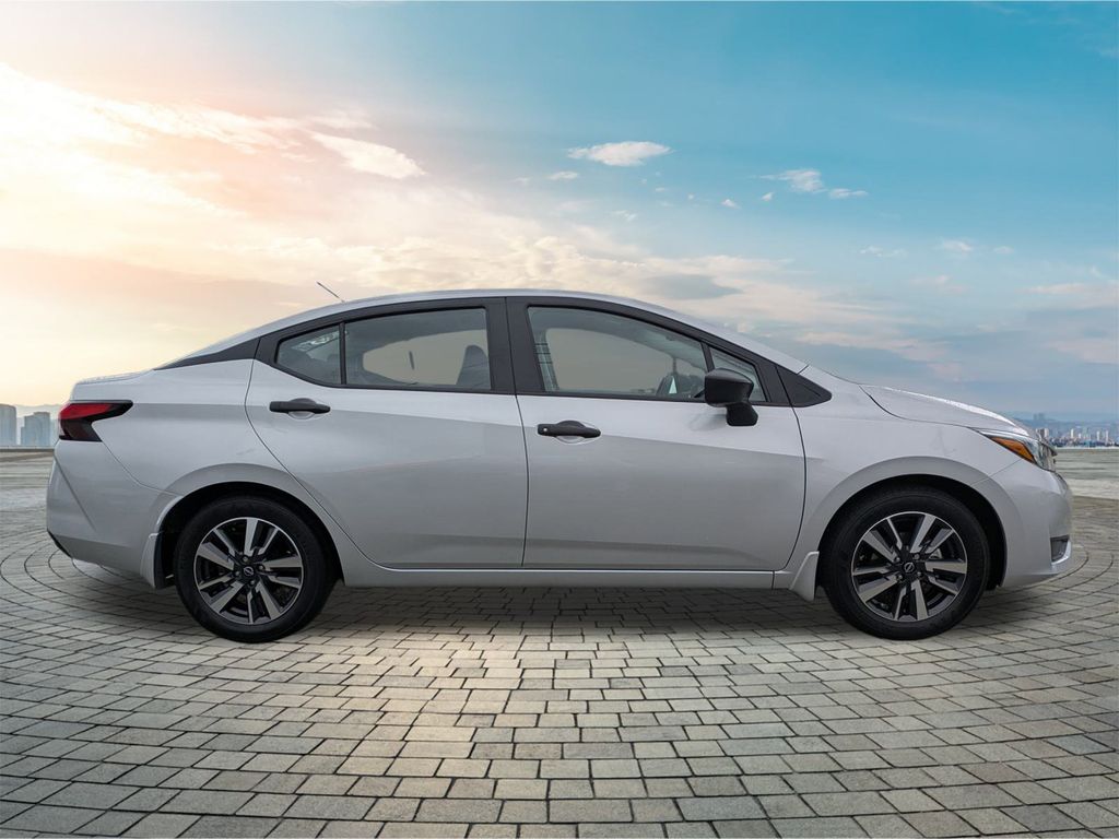 2025 Nissan Versa S photo 2