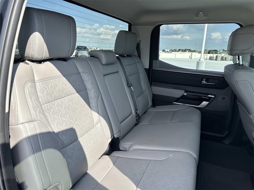2024 Toyota Tundra Limited photo 9