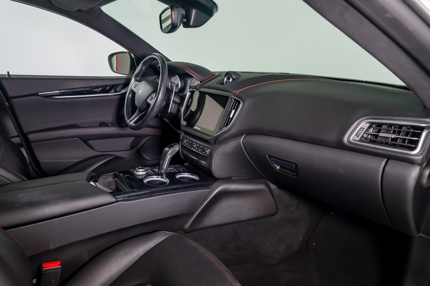 2022 Maserati Ghibli Modena Q4 photo 23
