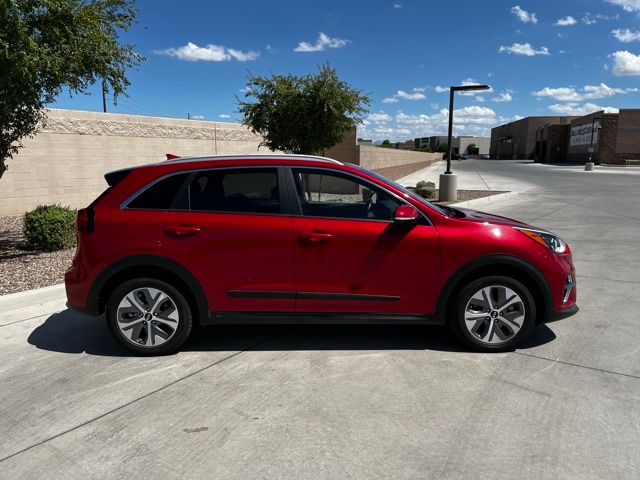 2021 Kia Niro EV EX photo 2