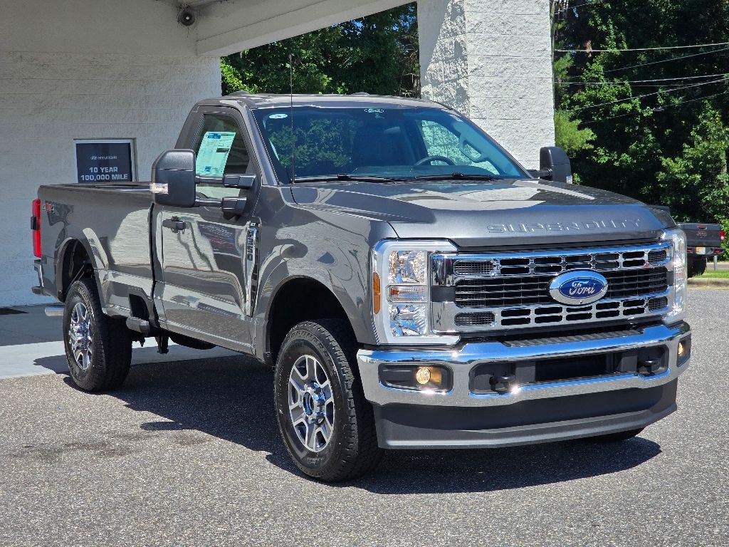 2025 Ford F-350 XLT photo 19