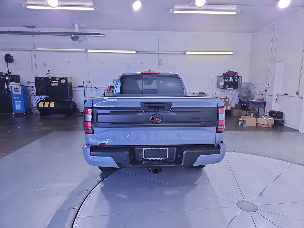 2025 Nissan Frontier PRO-4X photo 4