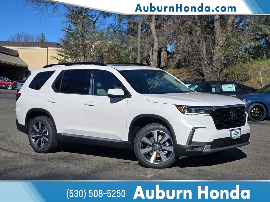 2025 Honda Pilot Touring's photo