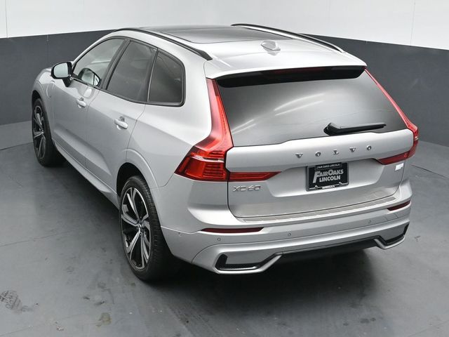 2022 VOLVO XC60 - Image 51