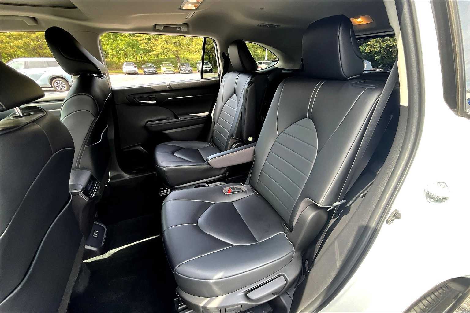 2023 Toyota Highlander Limited Platinum XLE XSE photo 17