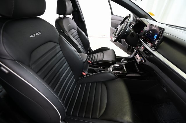 2023 Kia Forte GT-Line photo 25