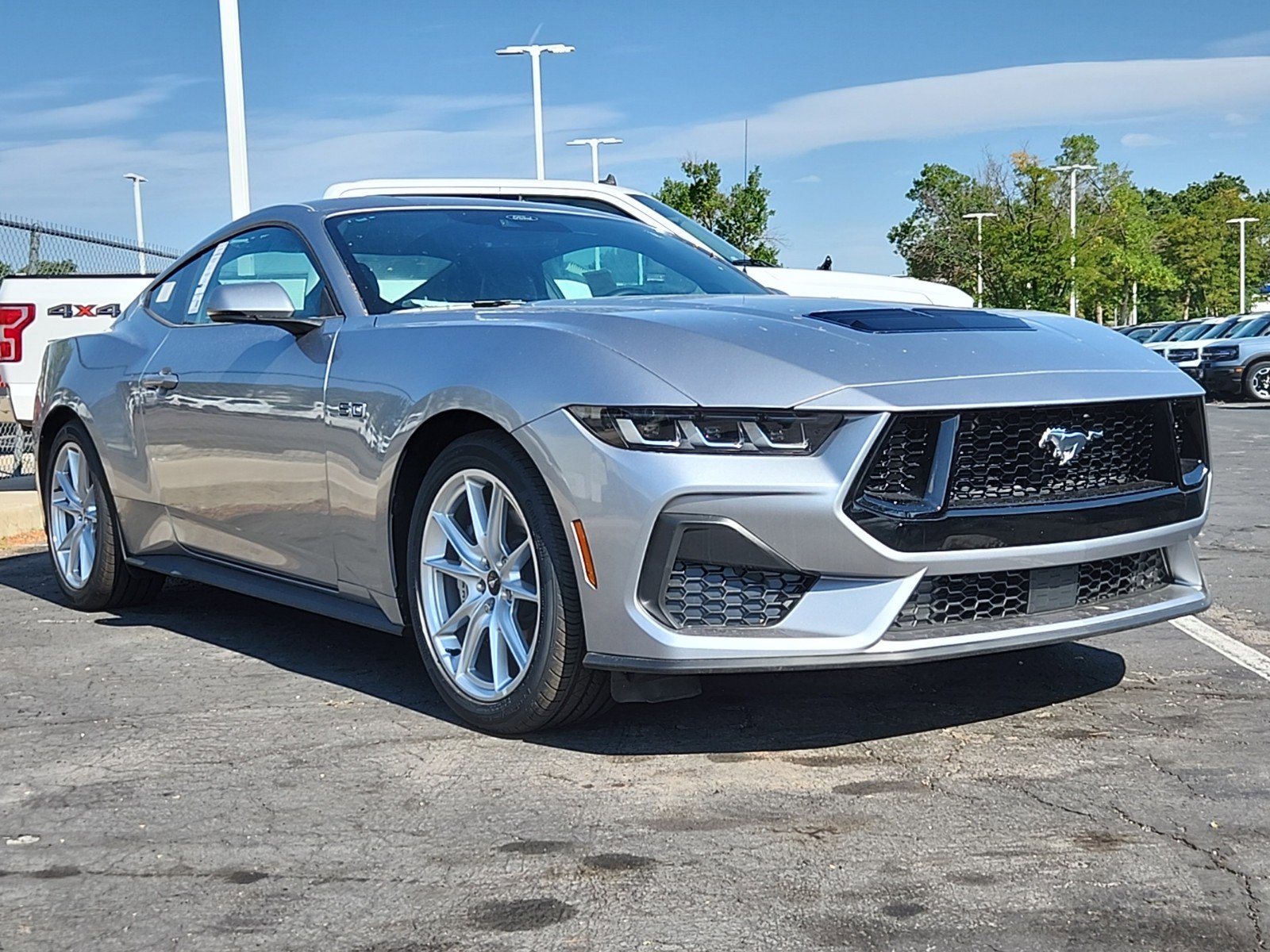 2024 Ford Mustang GT Premium photo 4