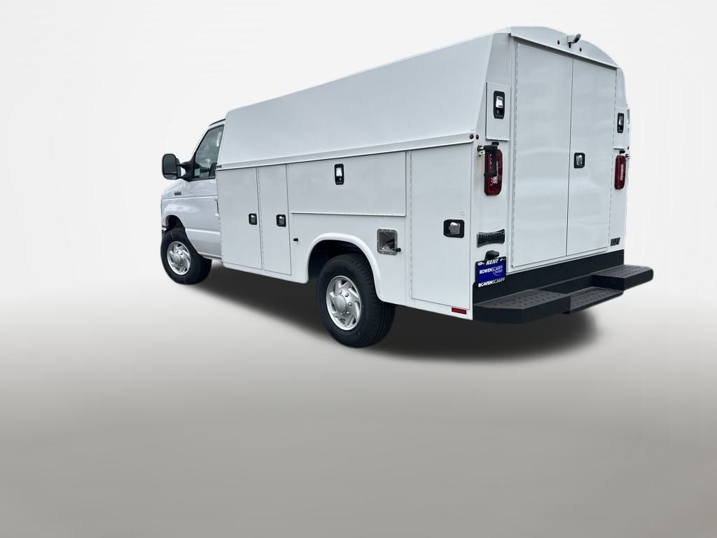 2025 Ford E-350 Base photo 2
