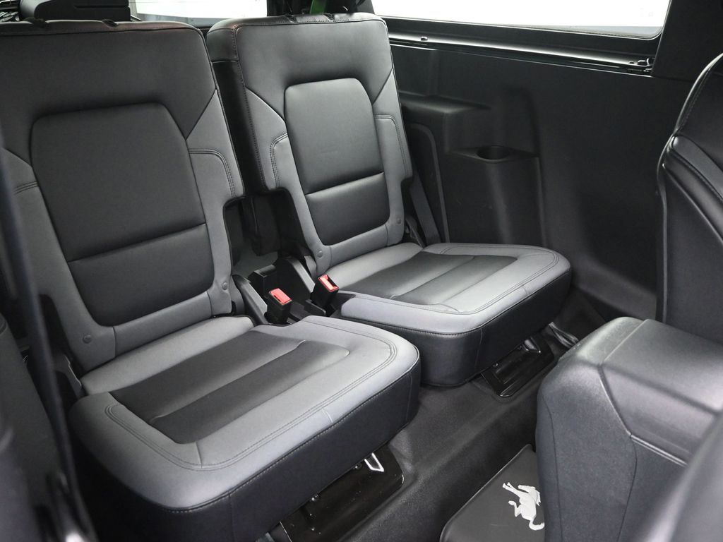 2024 Ford Bronco Black Diamond photo 4