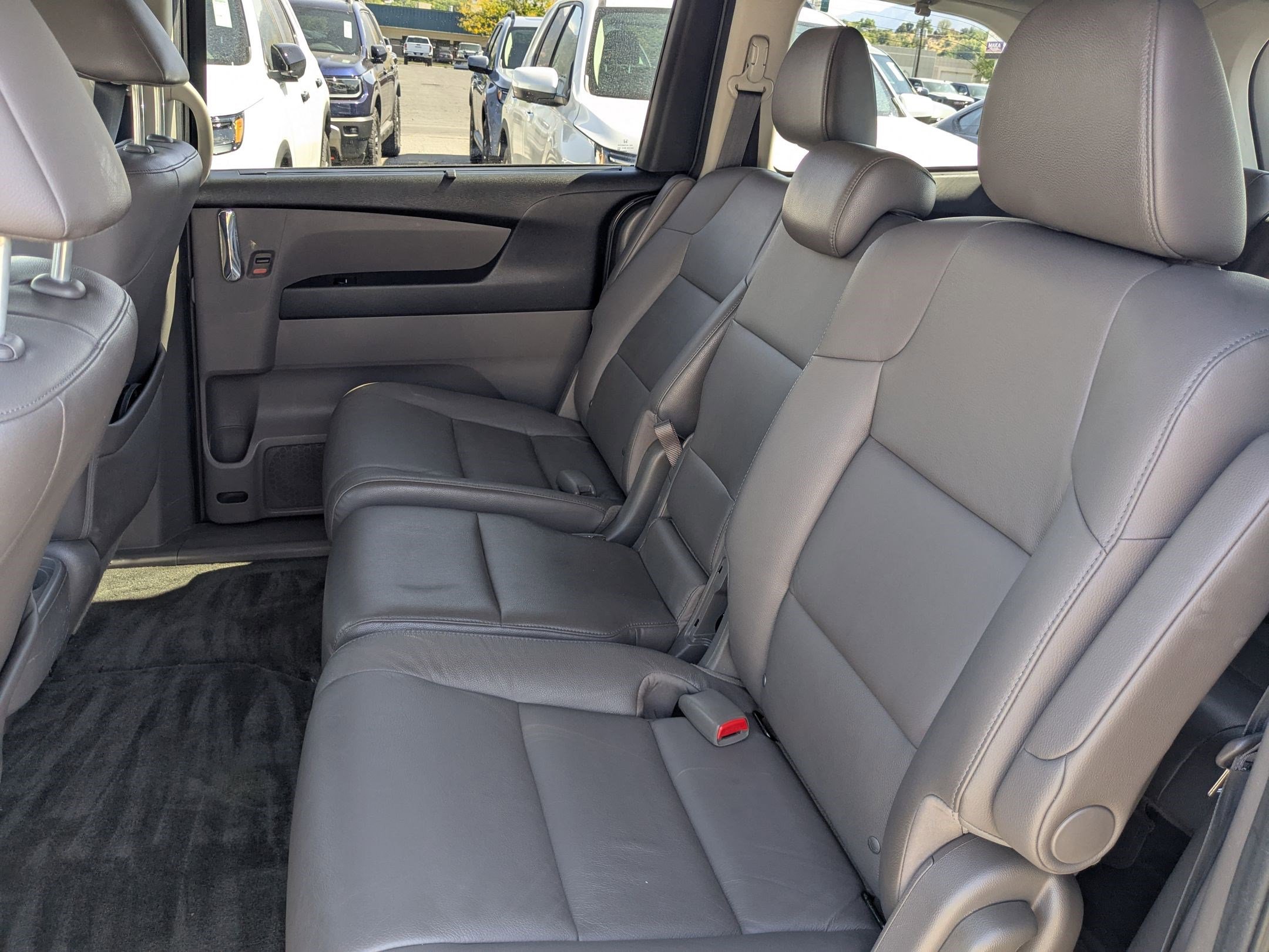 2016 Honda Odyssey Touring Elite photo 29