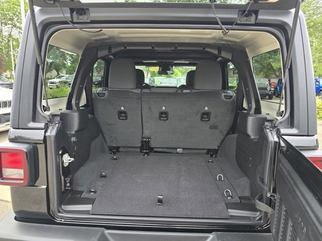 2025 Jeep Wrangler Sport S photo 23