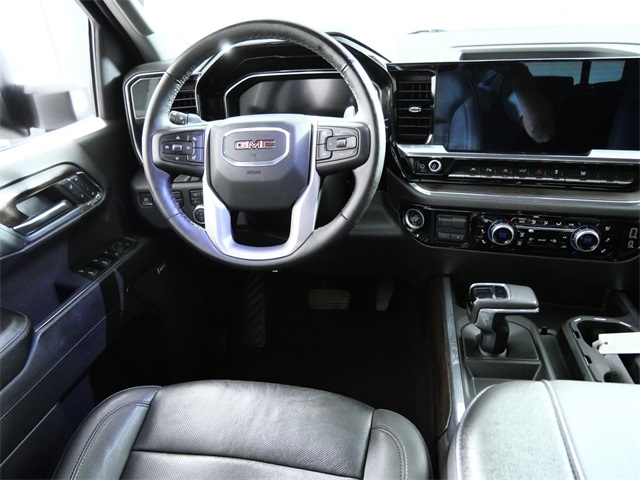 2024 Gmc Sierra 1500 SLT photo 4