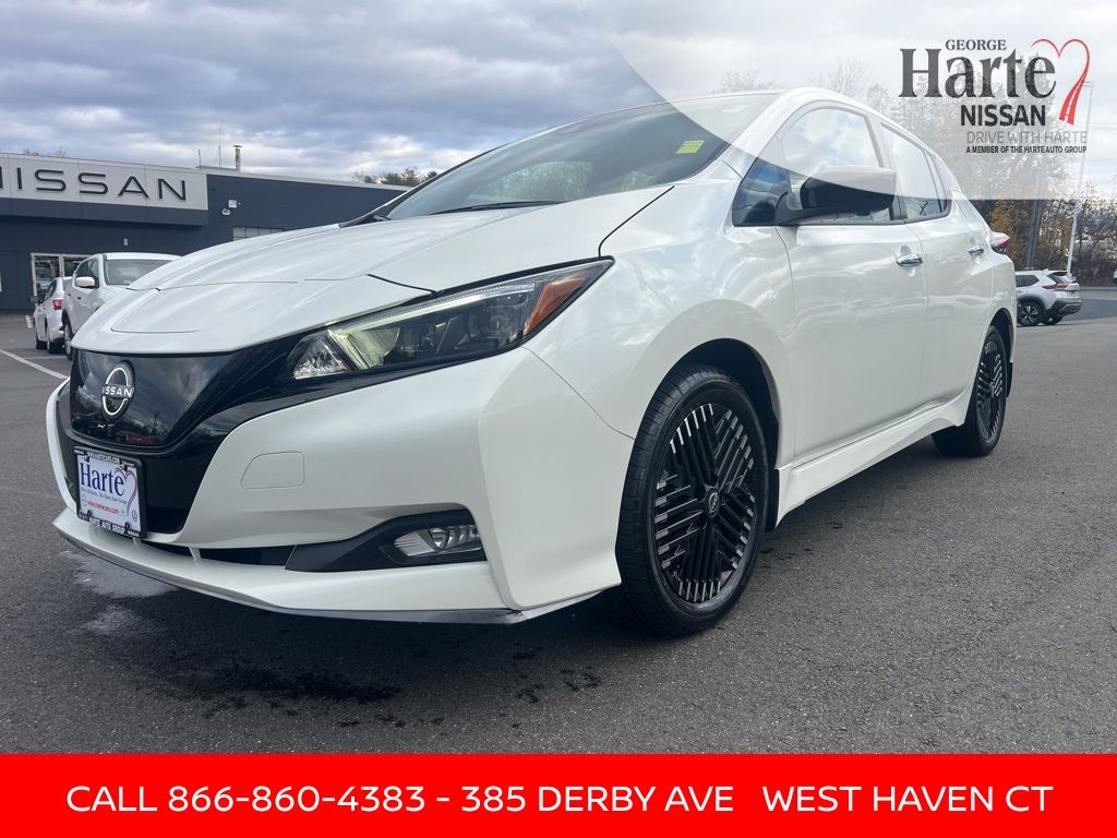 2024 Nissan LEAF SV PLUS's photo