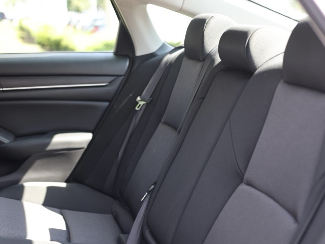 2021 Honda Accord 1.5T LX photo 10