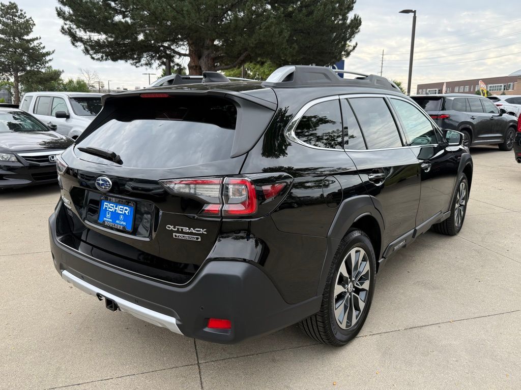 2023 Subaru Outback Touring photo 4