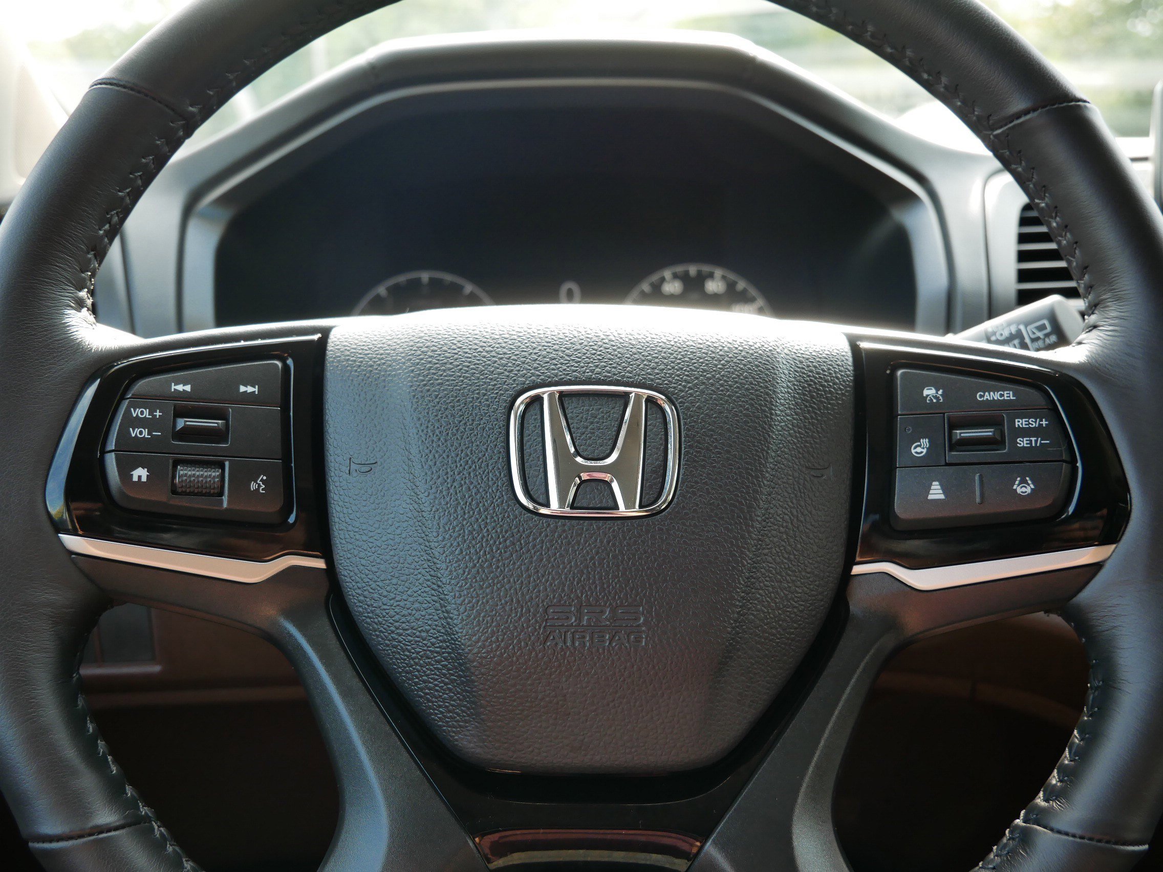 2025 Honda Odyssey Elite photo 25
