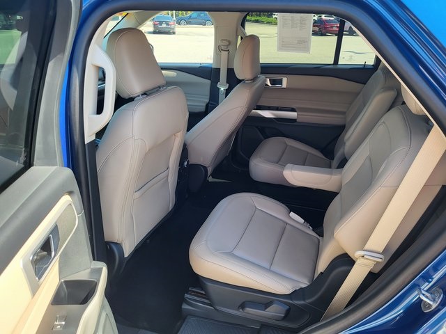 2022 Ford Explorer XLT photo 14