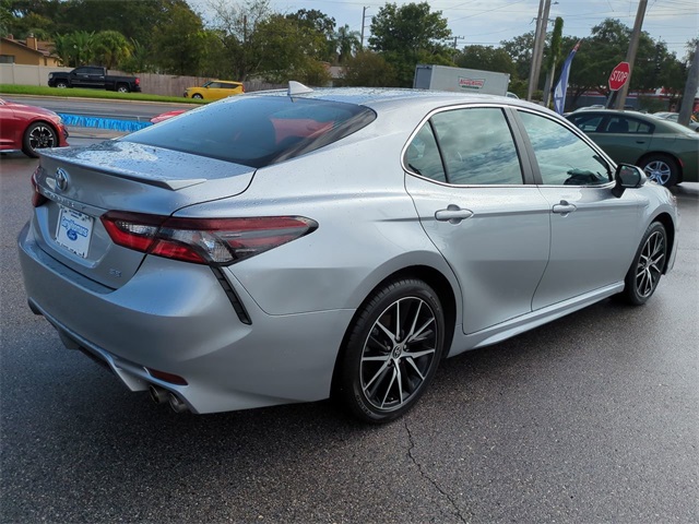 2024 Toyota Camry SE photo 4