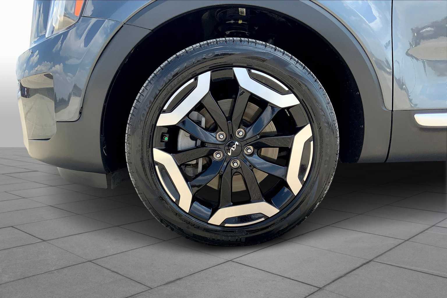 2023 Kia Telluride S photo 8