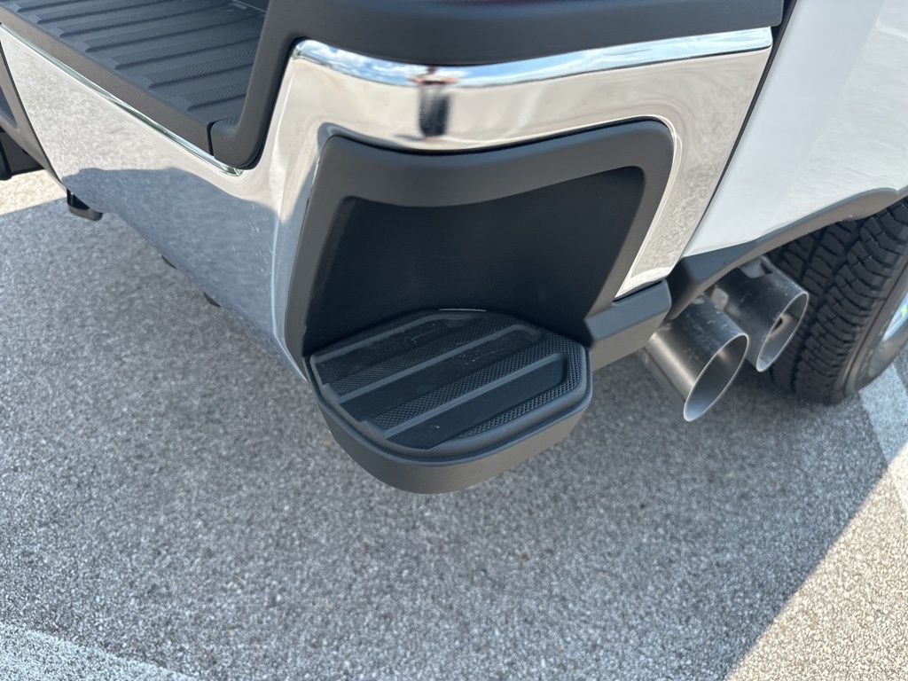 2026 Ford F-250 photo 33