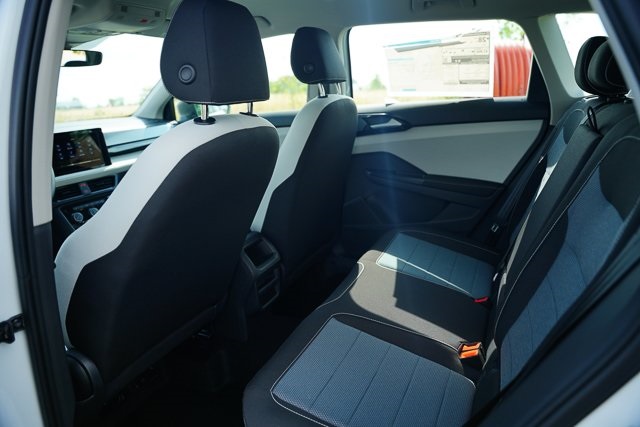 2025 Volkswagen Taos S photo 18