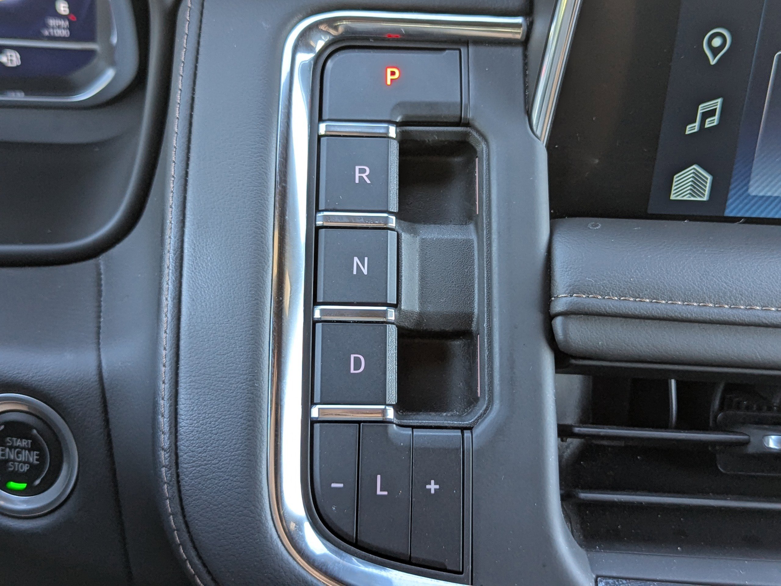 2023 Chevrolet Tahoe High Country photo 32