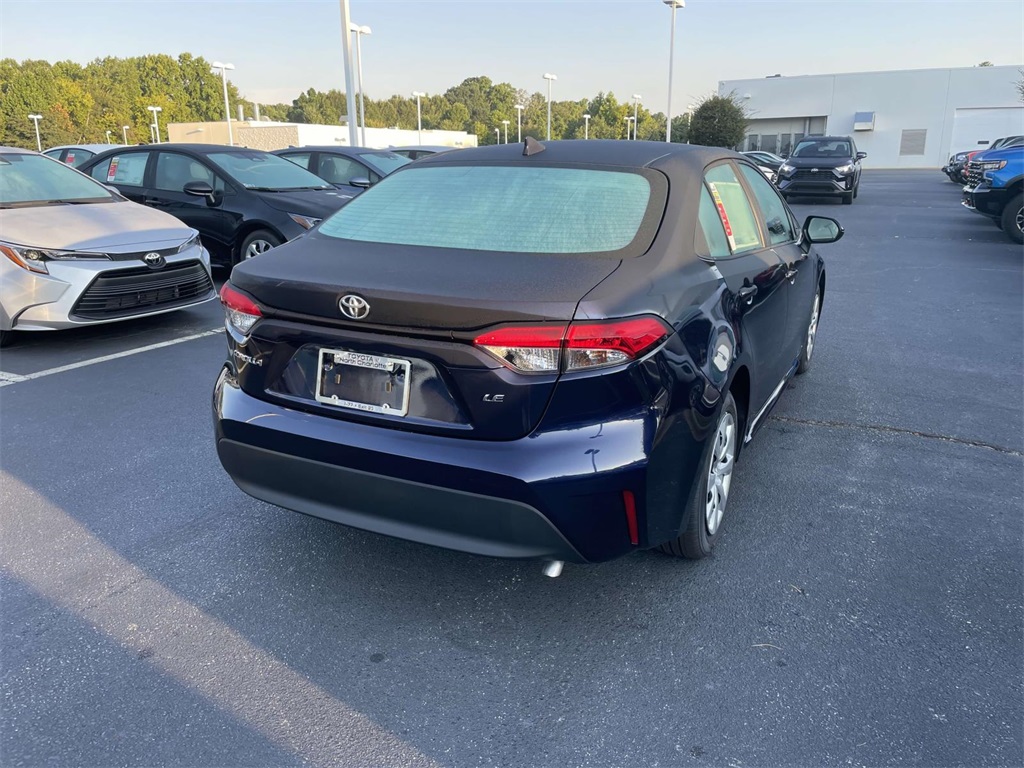 2025 Toyota Corolla LE photo 7