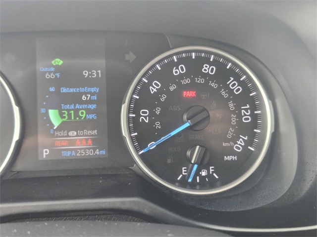 2021 Toyota RAV4 Hybrid XLE photo 20