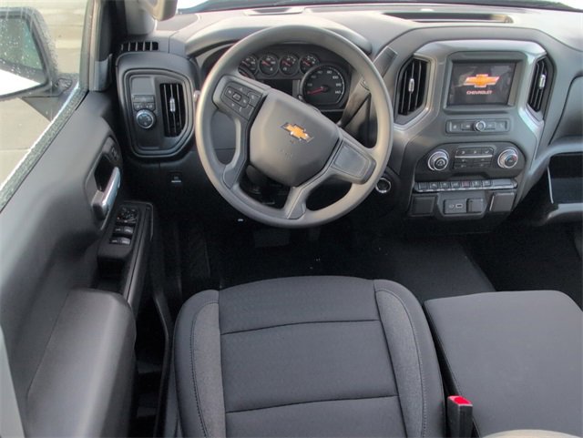 2026 Chevrolet Silverado 1500 Custom photo 9