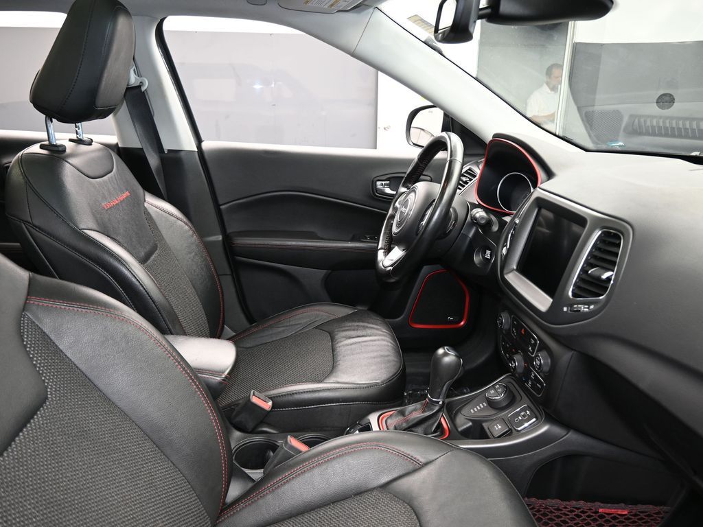 2021 Jeep Compass Trailhawk photo 38