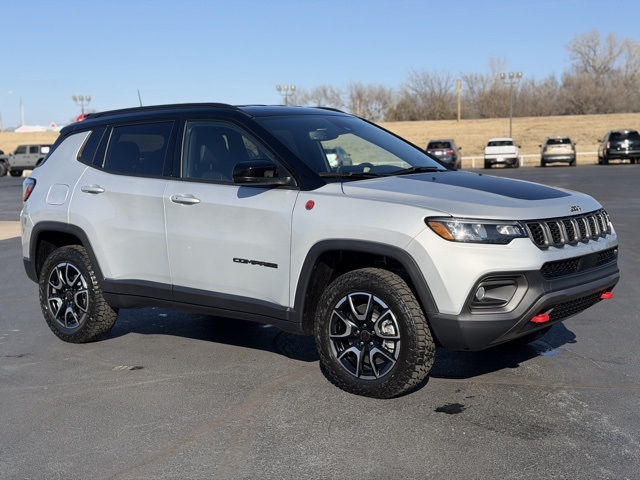 2026 Jeep Compass Trailhawk's photo