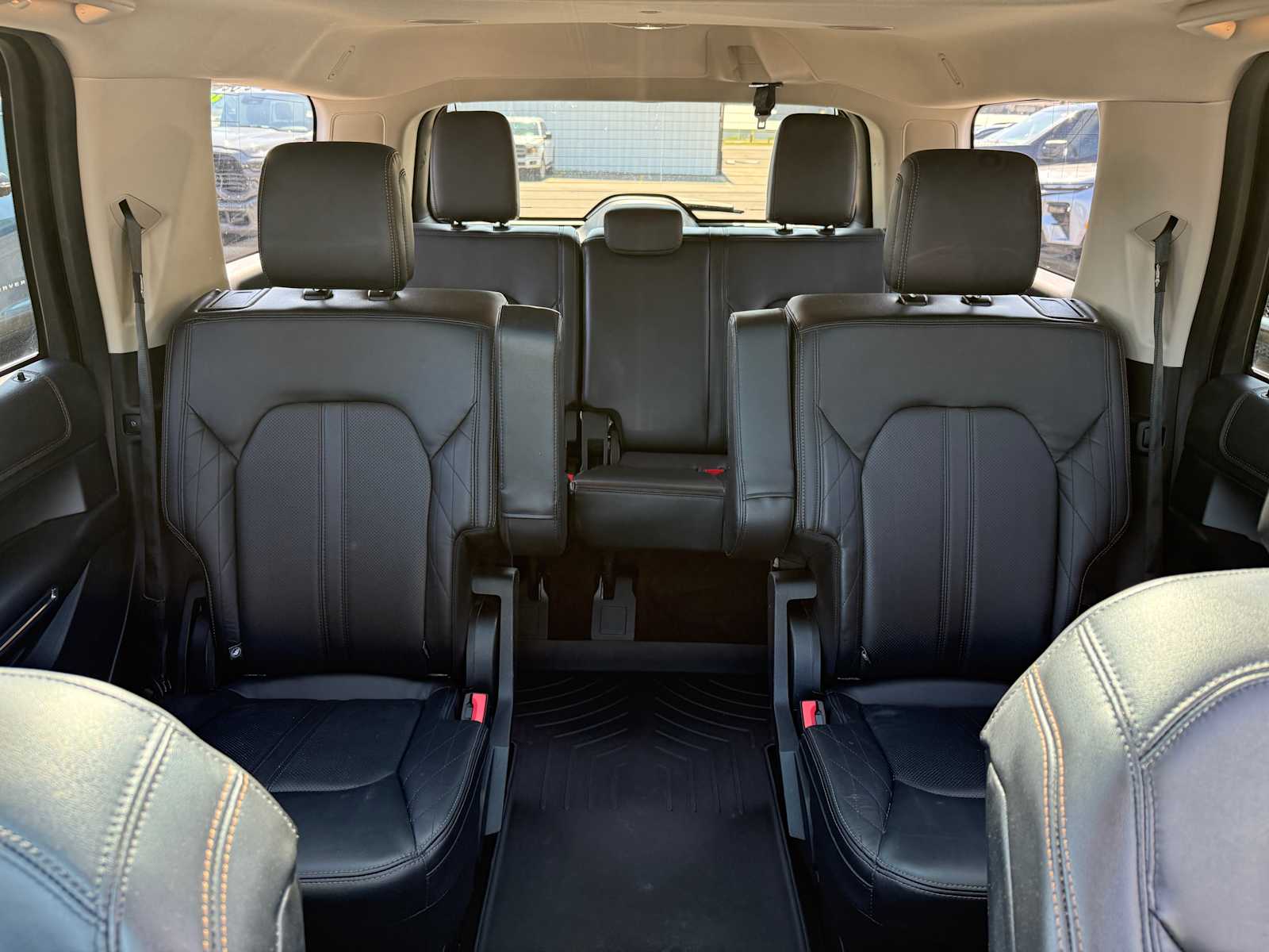 2018 Ford Expedition Platinum photo 23