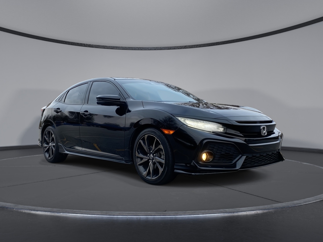 2017 Honda Civic Hatchback Sport Touring's photo