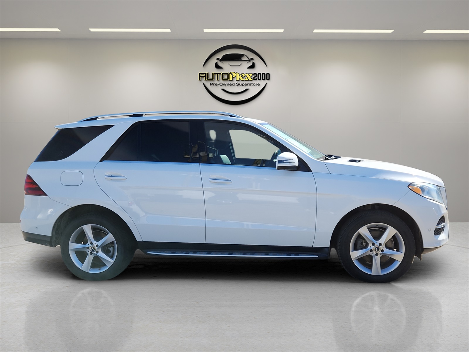2017 Mercedes Benz GLE 350 photo 3