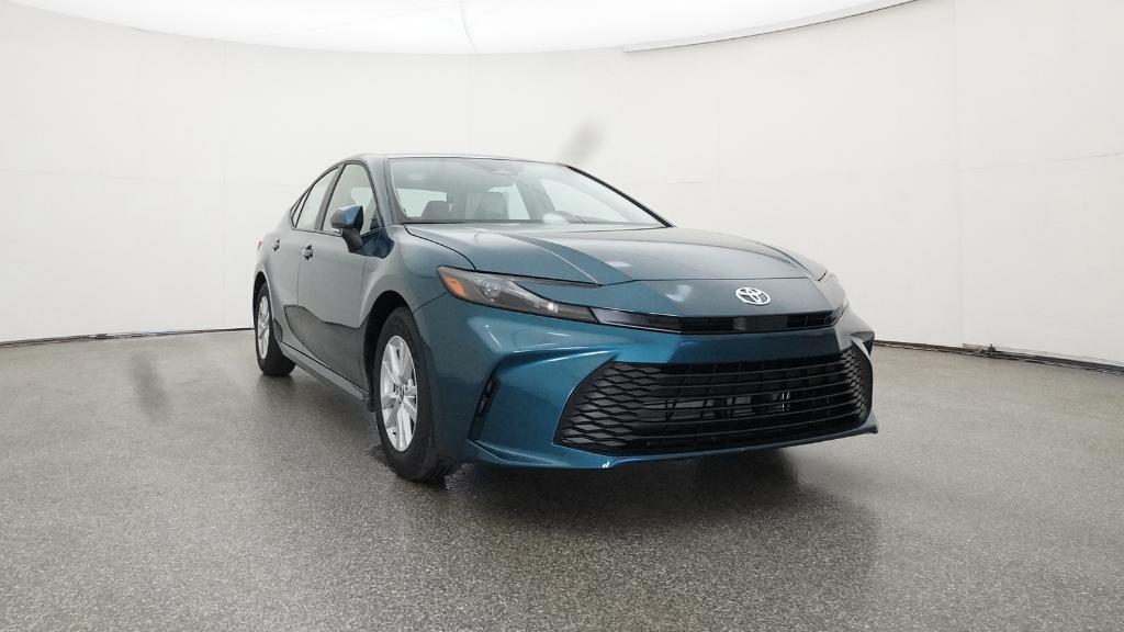2026 Toyota Camry LE photo 31