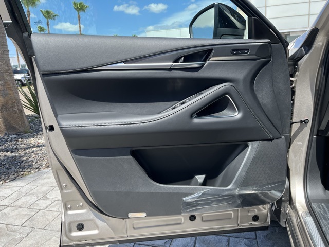 2026 Infiniti QX60 Luxe photo 10