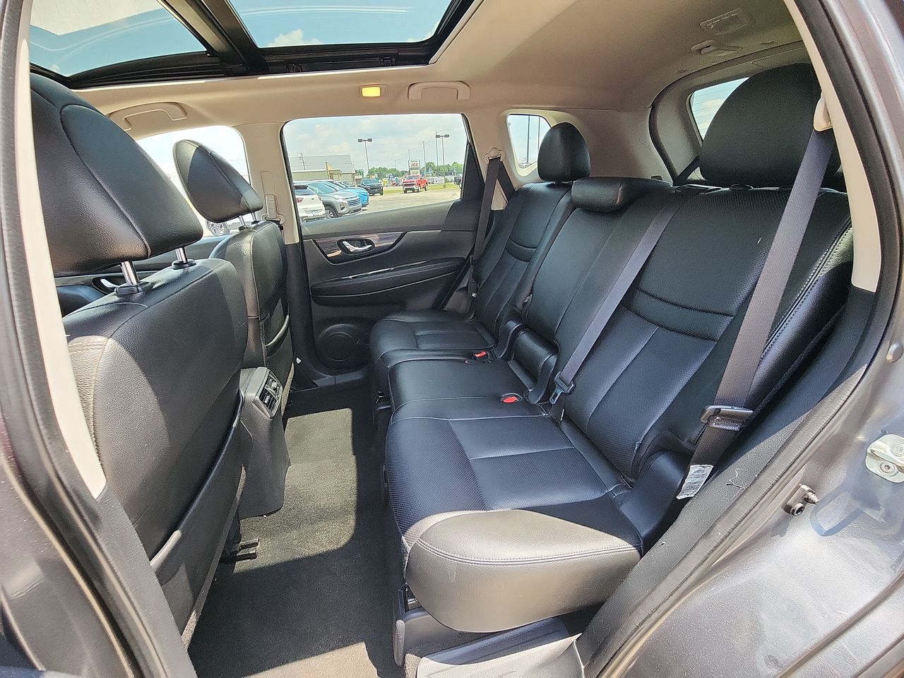 2020 Nissan Rogue SL photo 22