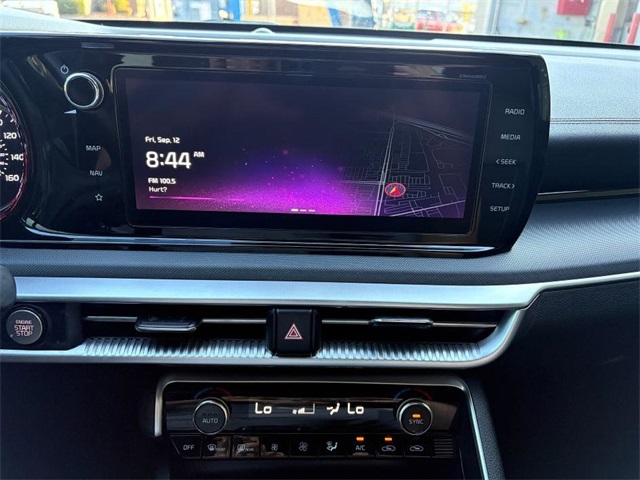 2023 Kia K5 GT-Line photo 12