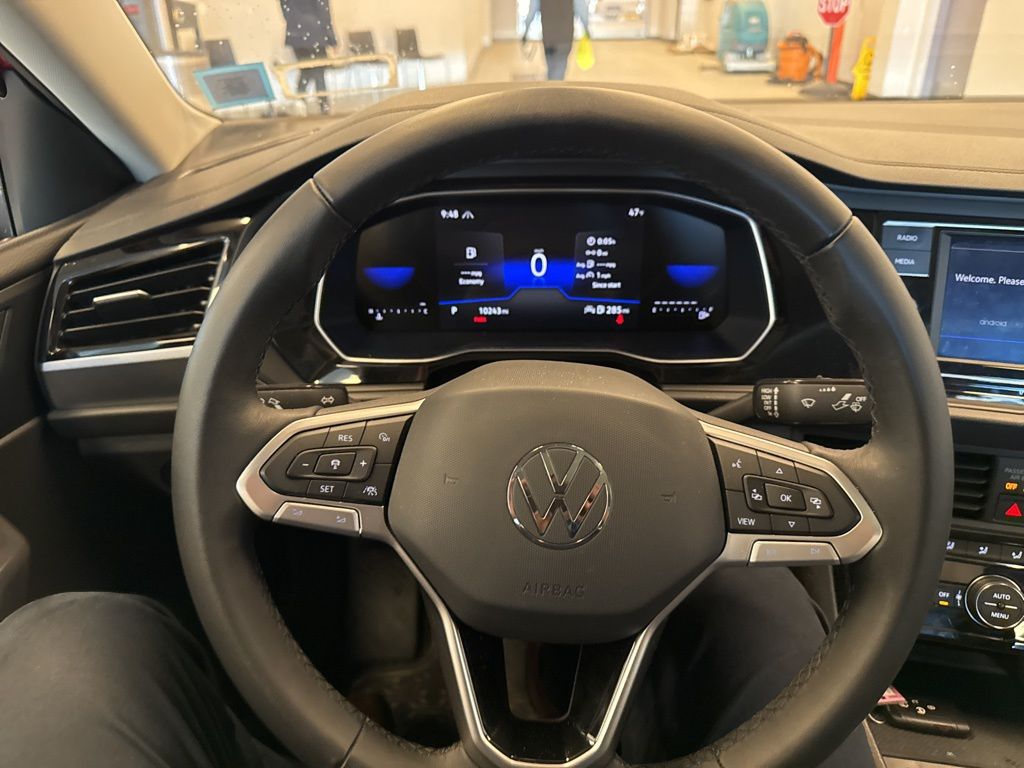 2024 Volkswagen Jetta 1.5T SE photo 19
