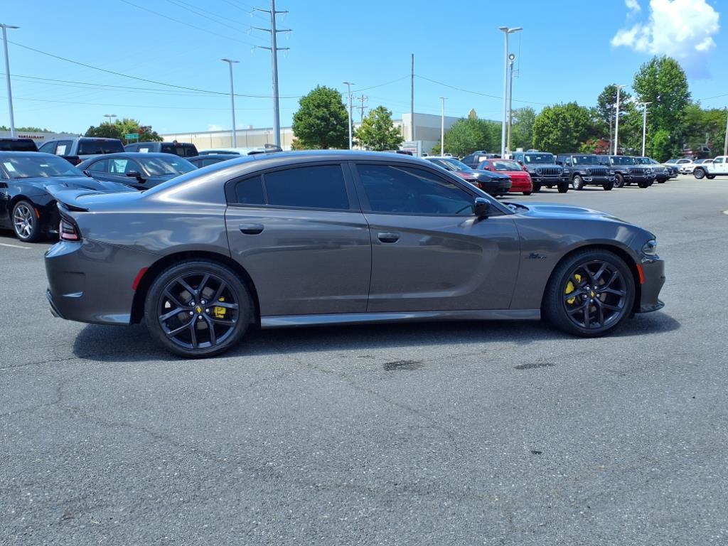 2021 Dodge Charger R/T photo 18