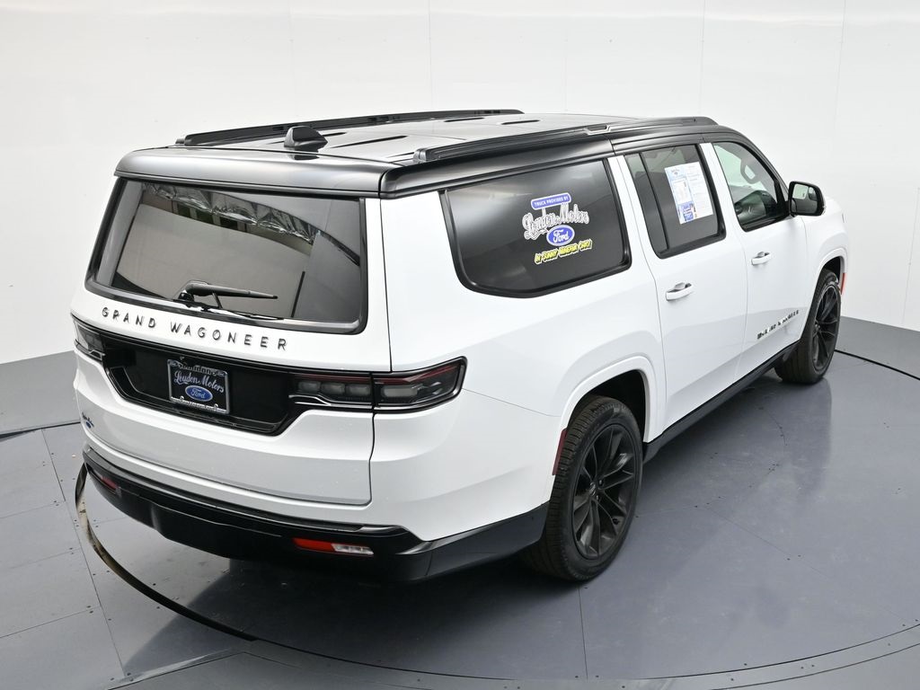 2024 Jeep Wagoneer L Series III photo 33