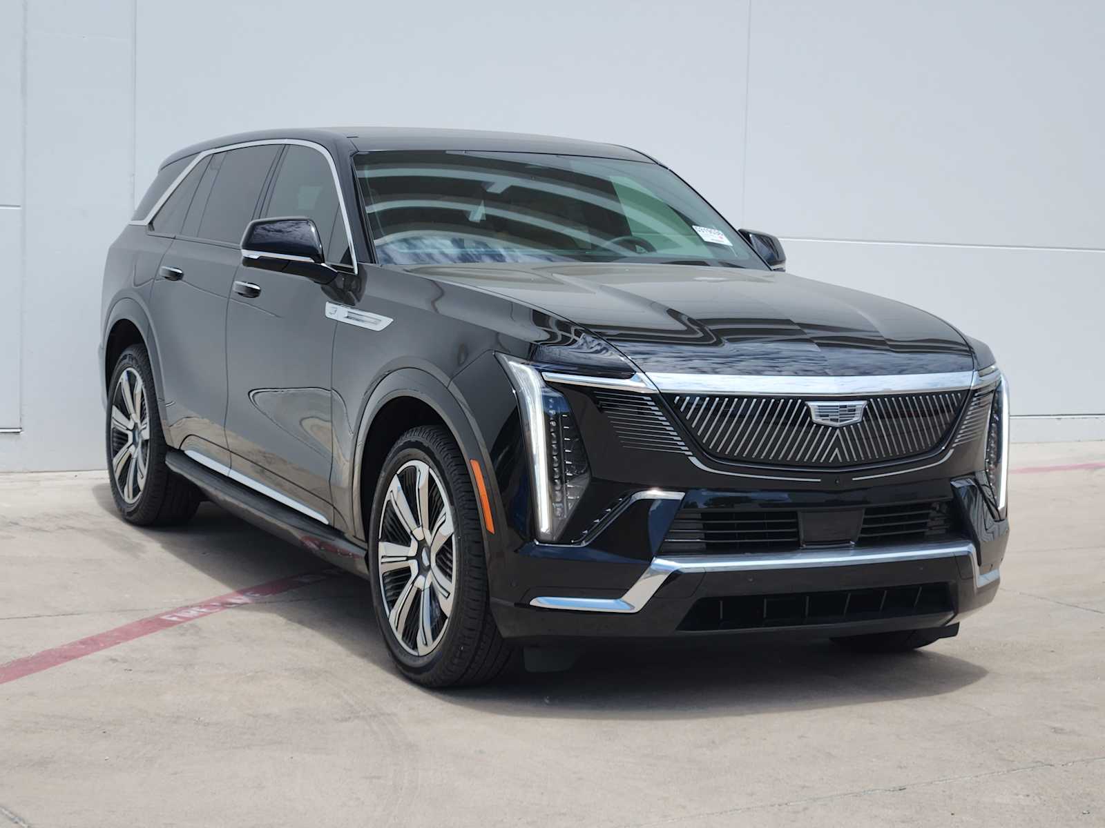 2025 Cadillac Escalade IQ Luxury photo 2