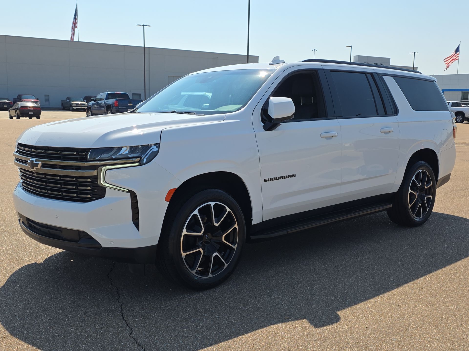 2021 Chevrolet Suburban RST photo 4