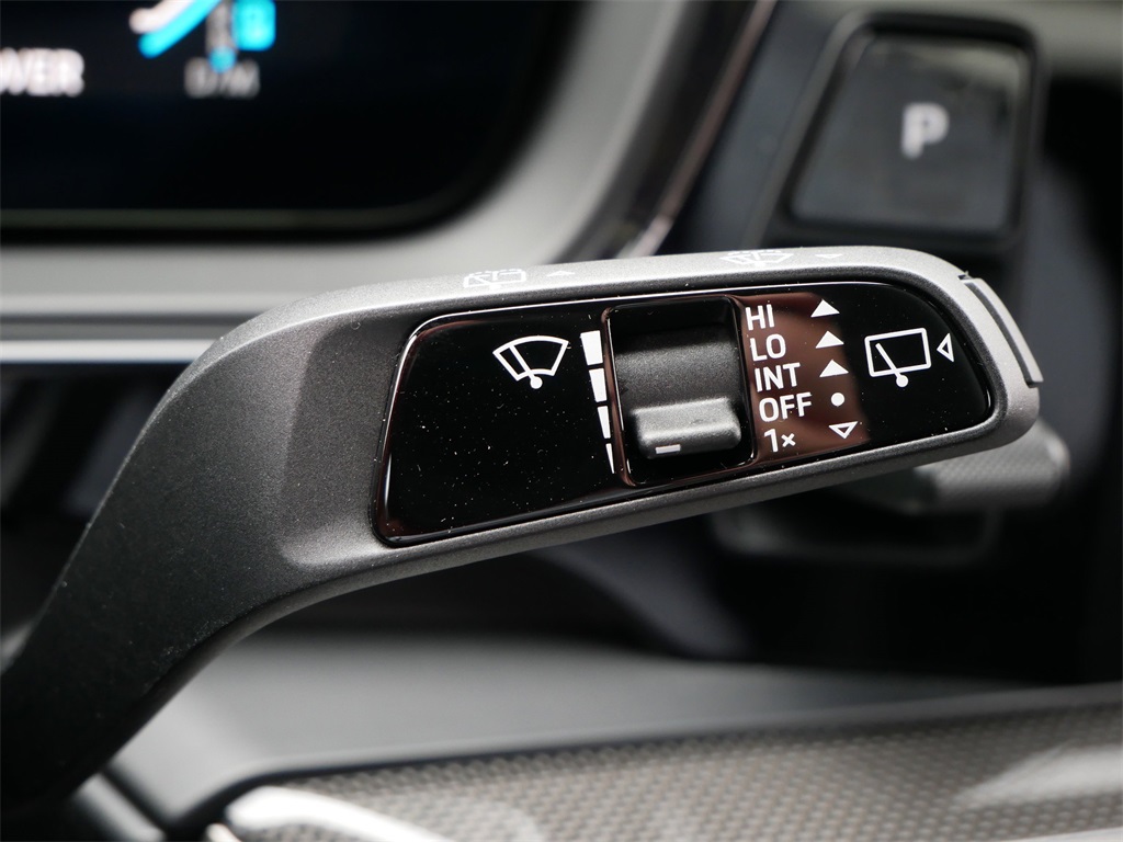 2025 Porsche Cayenne E-Hybrid Turbo photo 25
