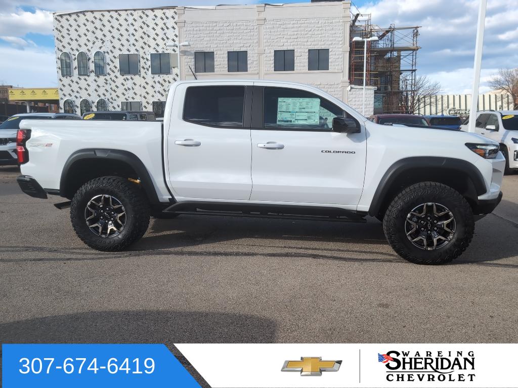 2025 Chevrolet Colorado ZR2 photo 3