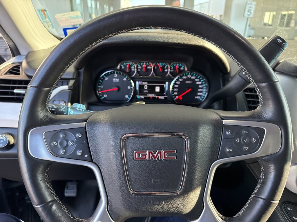 2018 GMC Yukon SLT's photo