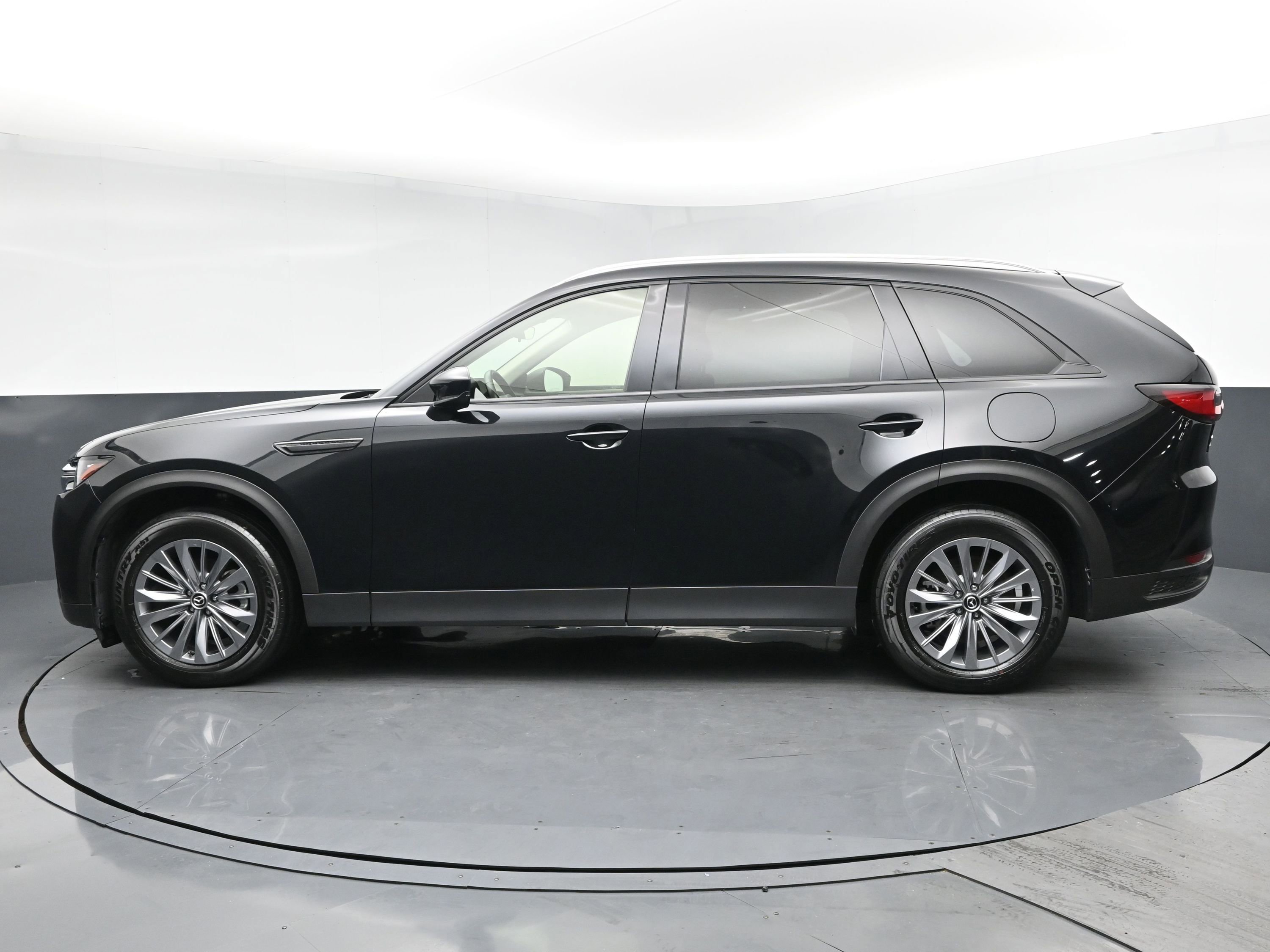 2024 Mazda CX-90 3.3 Turbo Preferred Plus photo 3